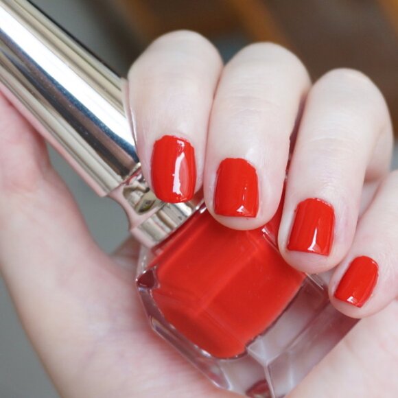 Christian Louboutin Vernis A Ongles Nail Polish Color Edgypopi 0.4 oz - Picture 1 of 6